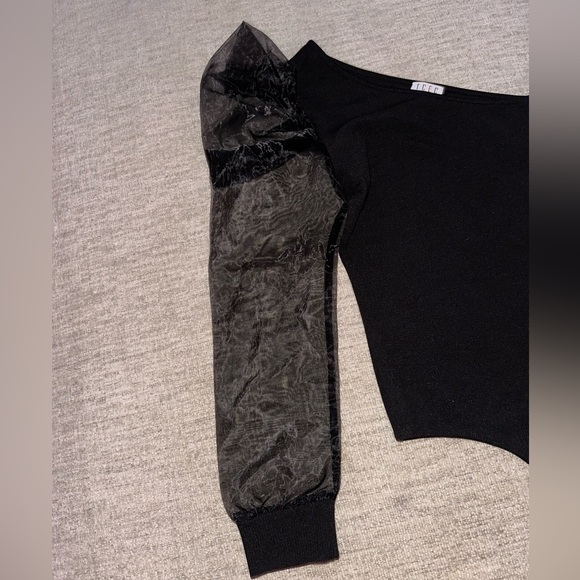 Ladies one shoulder puff sleeve bodysuit - Picture 2 of 6